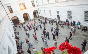 Bischofshof mit Publikum