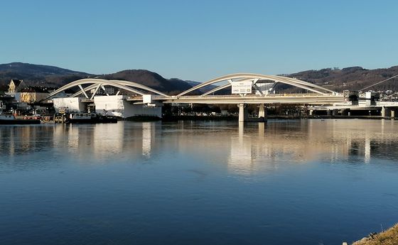 Eisenbahnbrücke NEU 2021