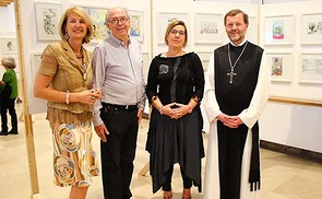 v.l.: Karin Liebl, Hans Georg Liebl, Sigried Spindlbeck und Abt Reinhold Dessl