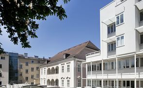 Die KU Linz und die Industriellenvereinigung vergeben alle 2 Jahre den Pater Johannes Schasching SJ Preis.